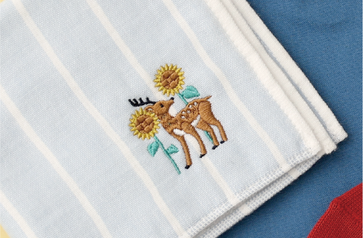 アミュプラザ小倉店 限定刺繍 「ひまわり」と「鹿」.png